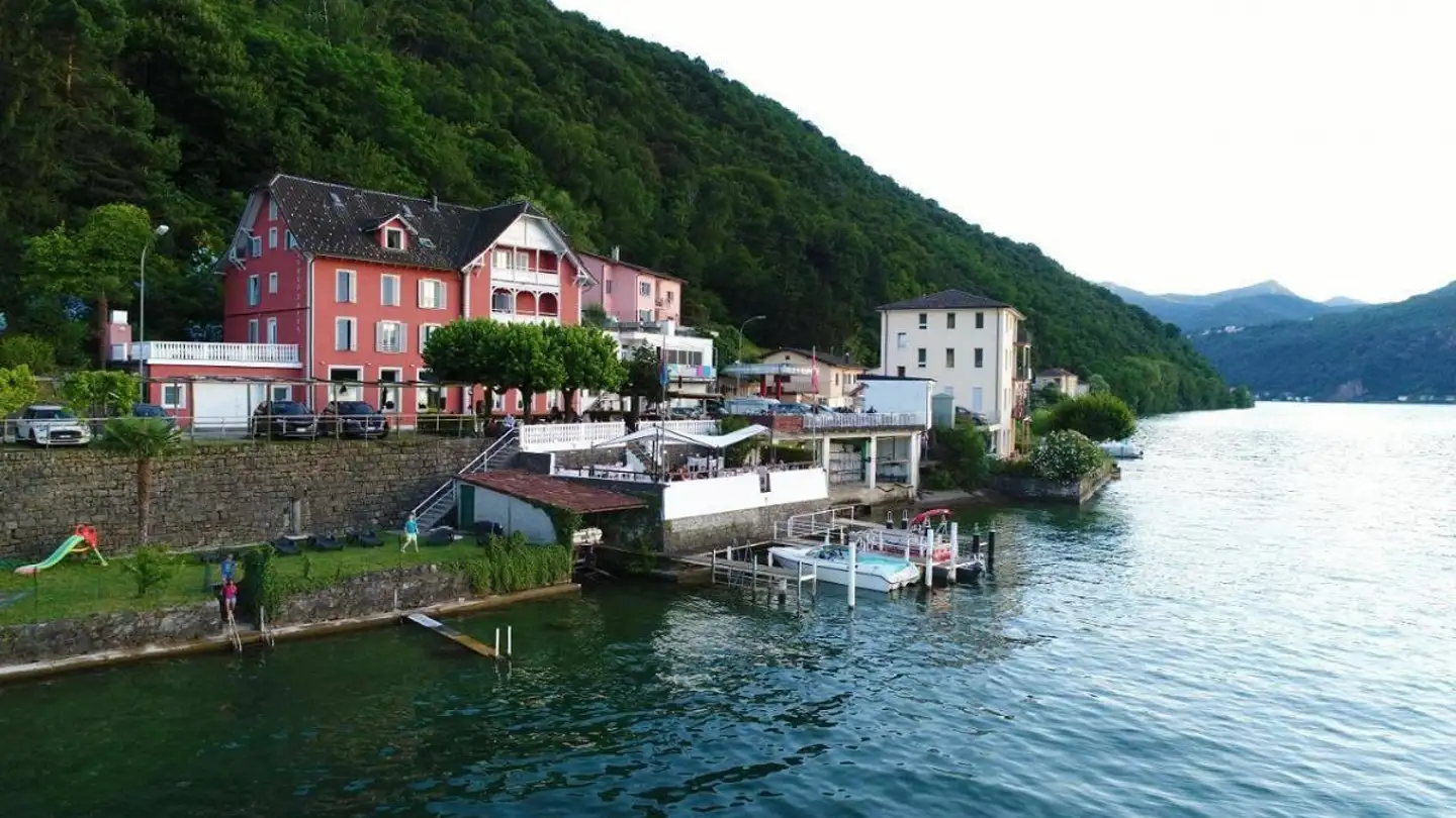 Hotel kaufen - Via Al Confine, 6827 Brusino Arsizio