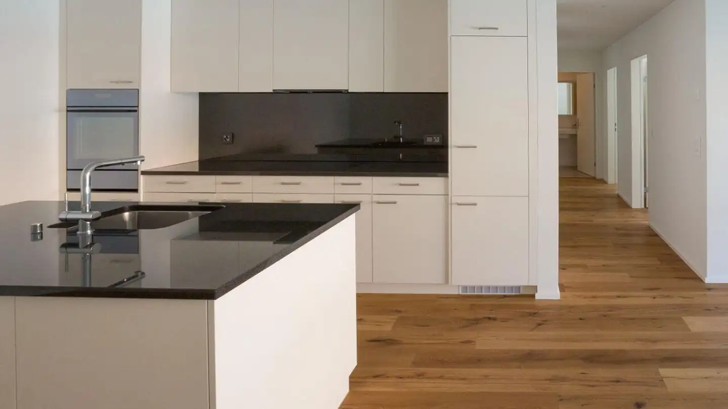 Appartement à louer - Erlenstrasse 17, 8753 Mollis