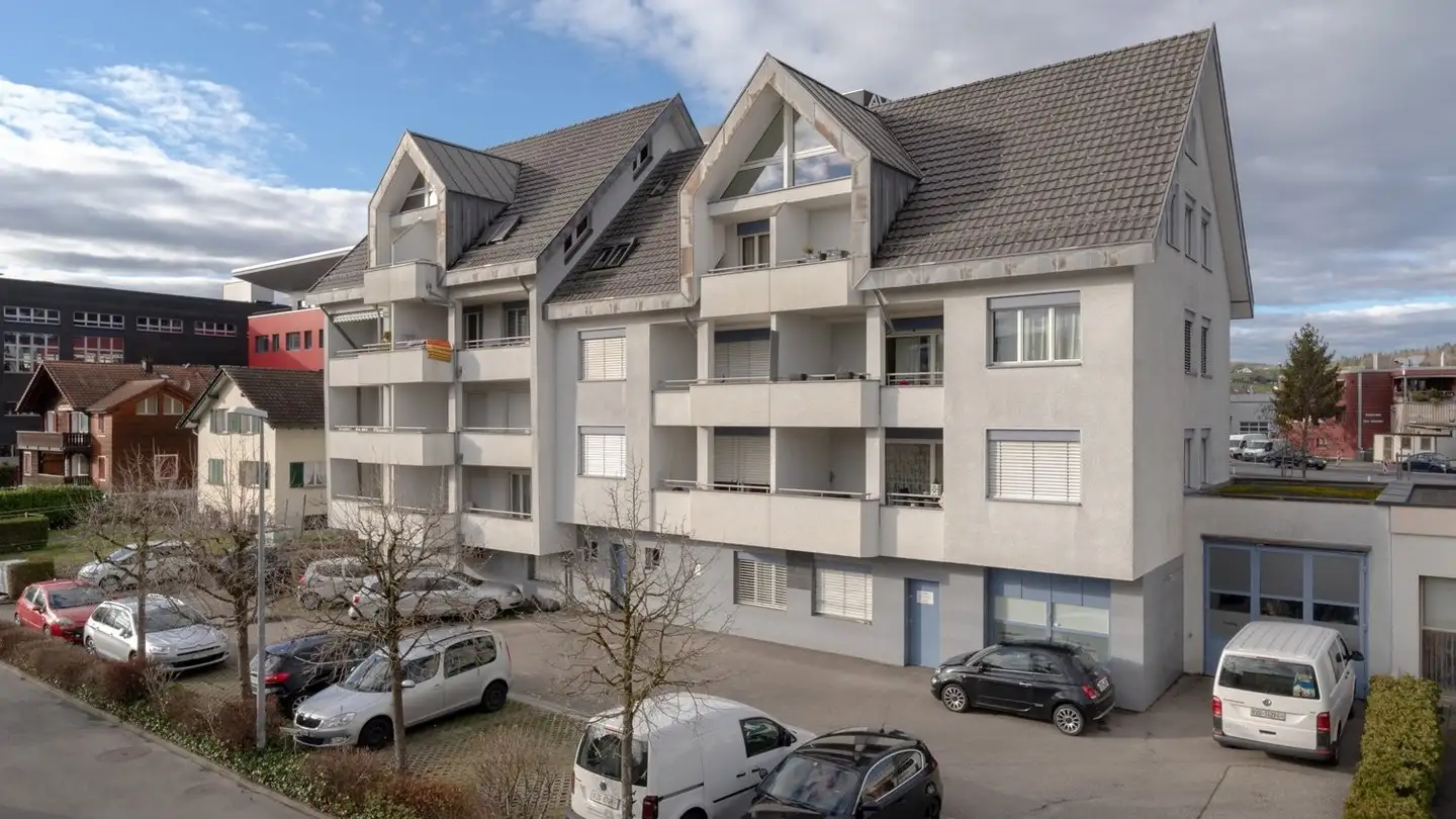 Outdoor parking space for rent - Neuhofstrasse 7, 6340 Baar