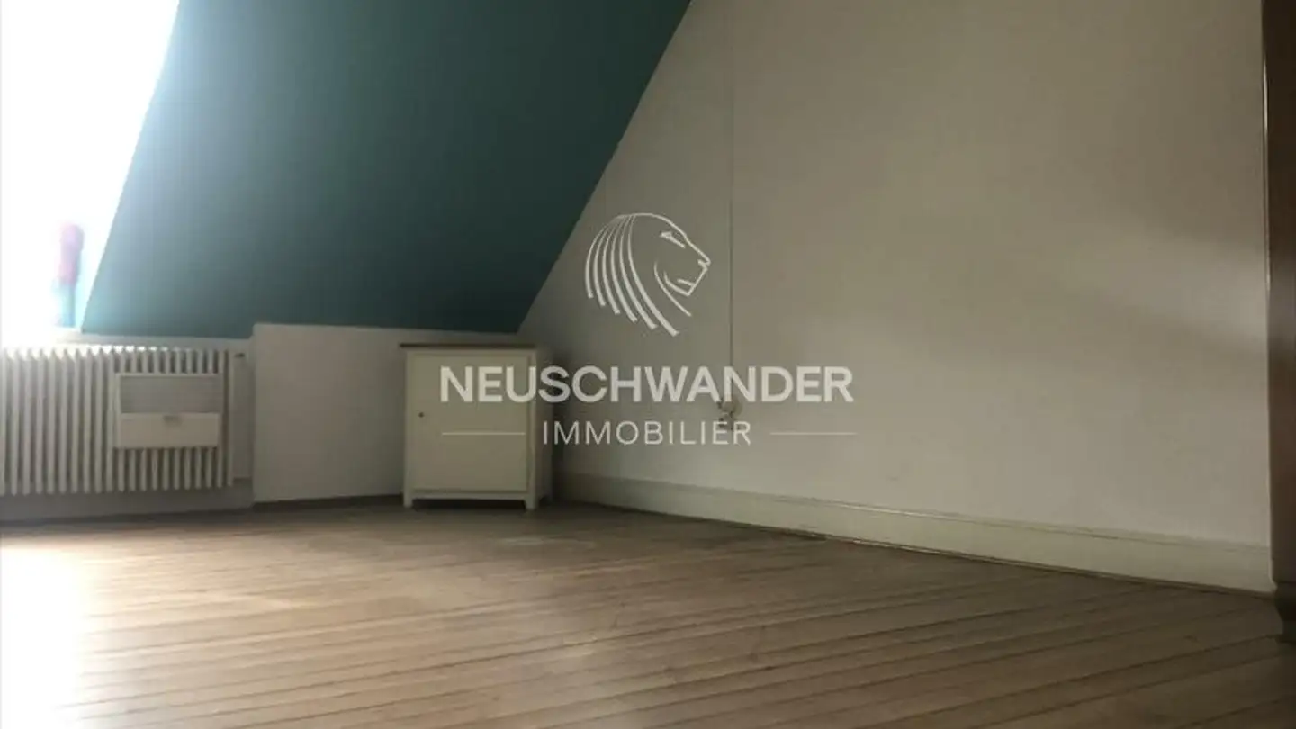 Galetas à louer - Avenue De La Gare 34, 2800 Delémont