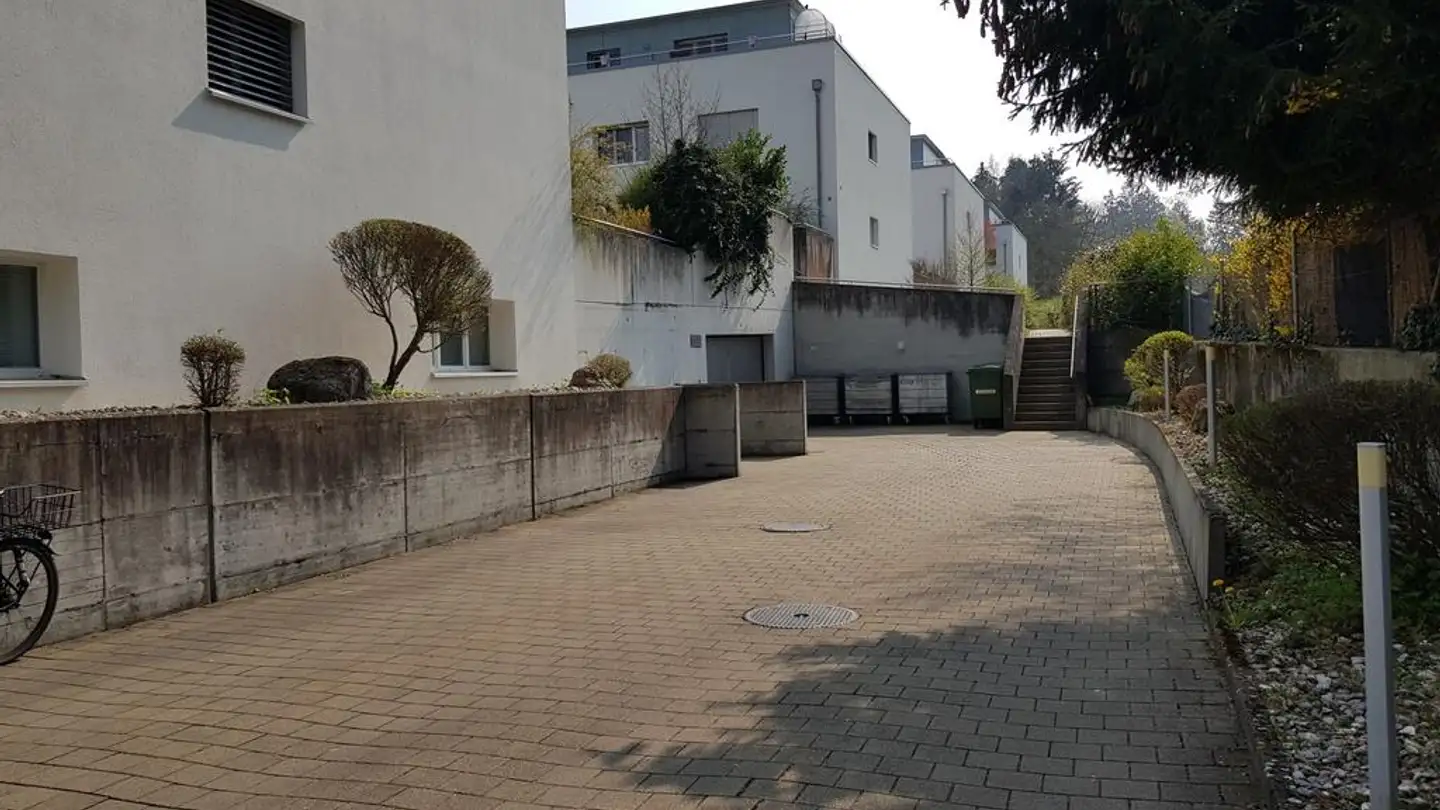 Place de parking souterraine à louer - 4102 Binningen - Photo 2