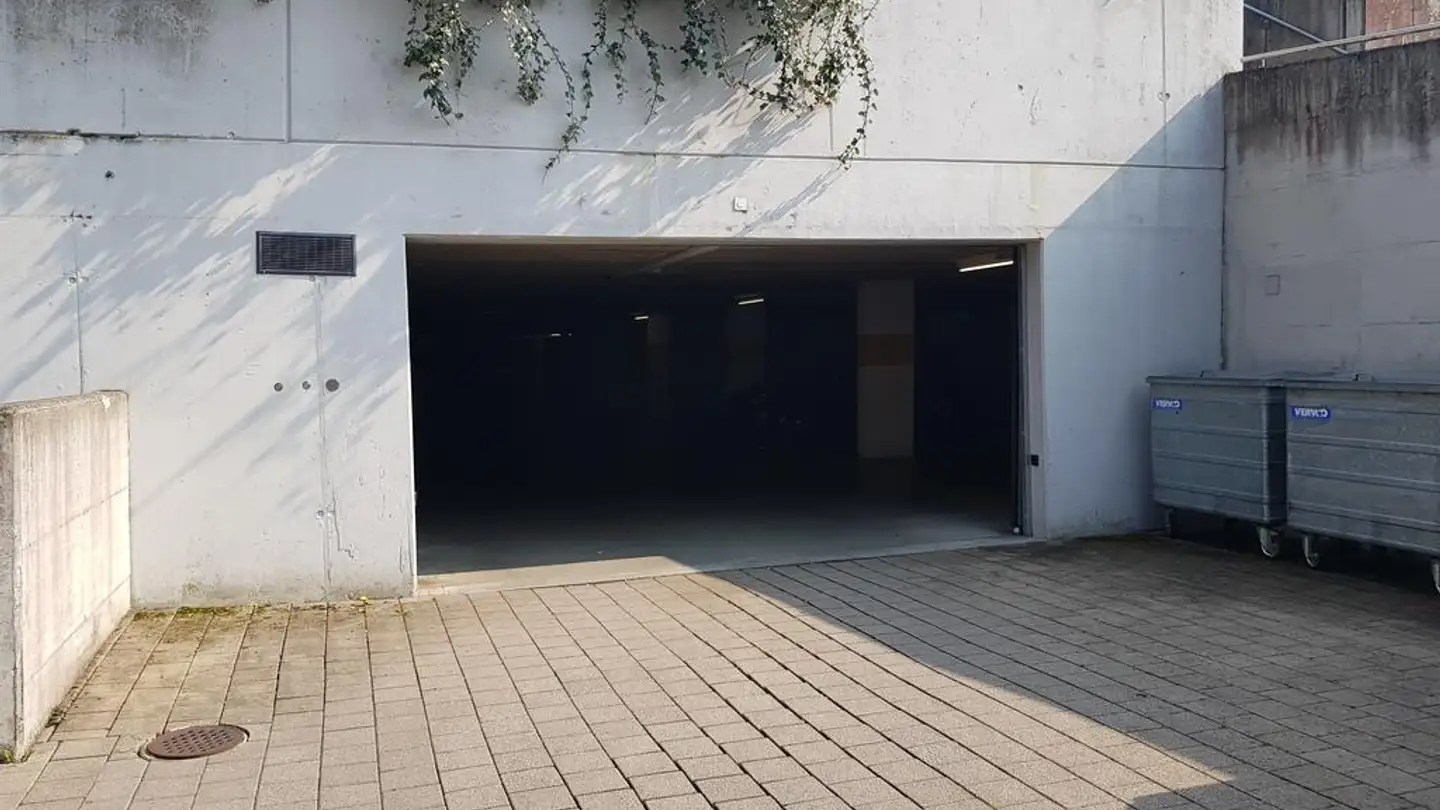 Place de parking souterraine à louer - 4102 Binningen - Photo 3
