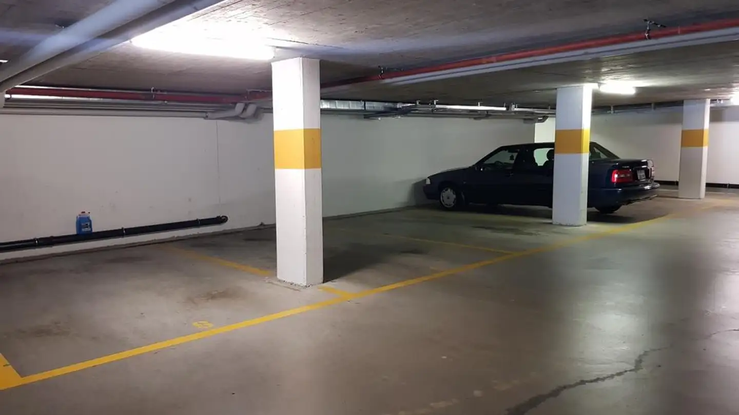 Place de parking souterraine à louer - 4102 Binningen - Photo 4