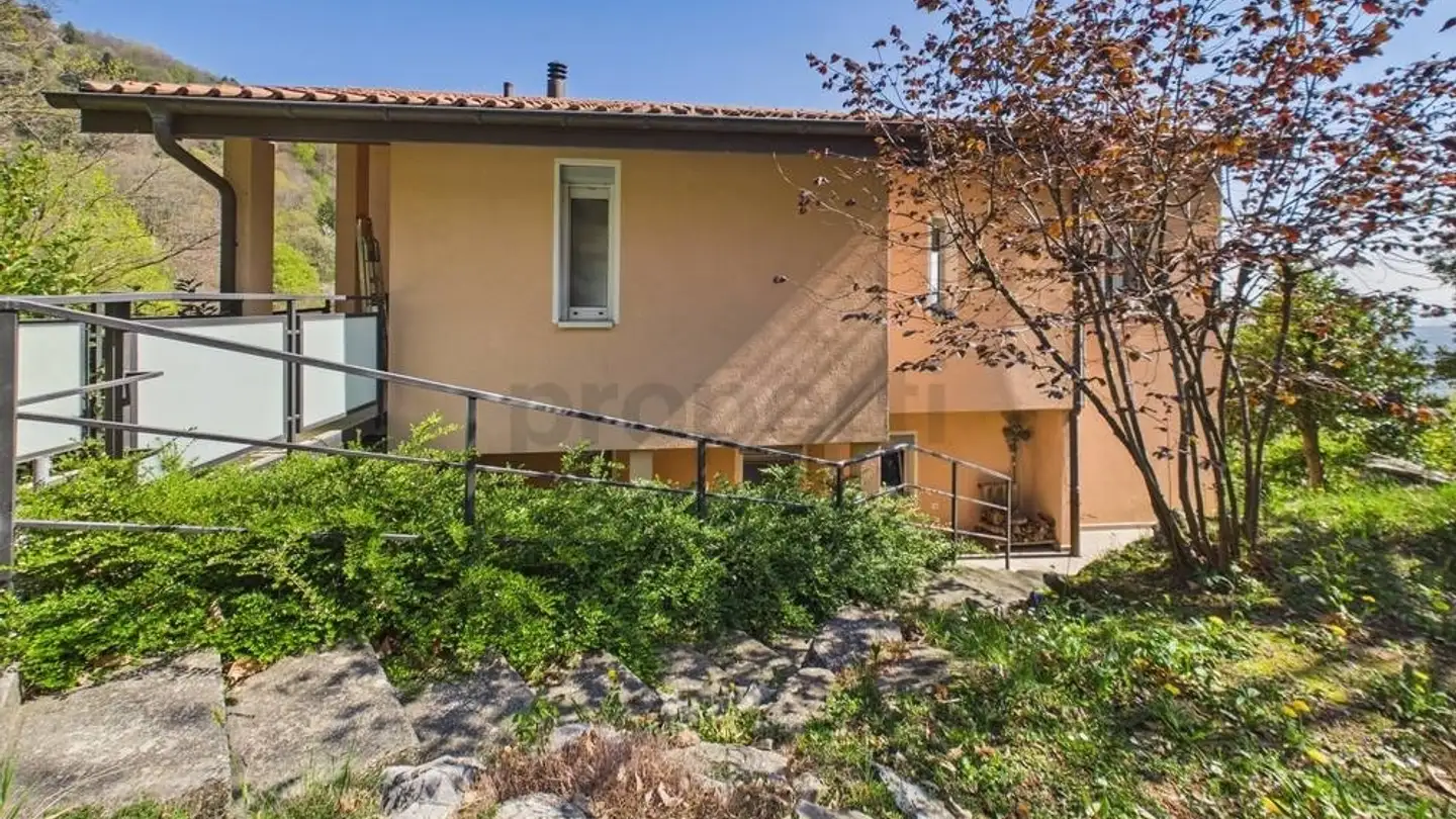 Single house for sale - 6839 Sagno