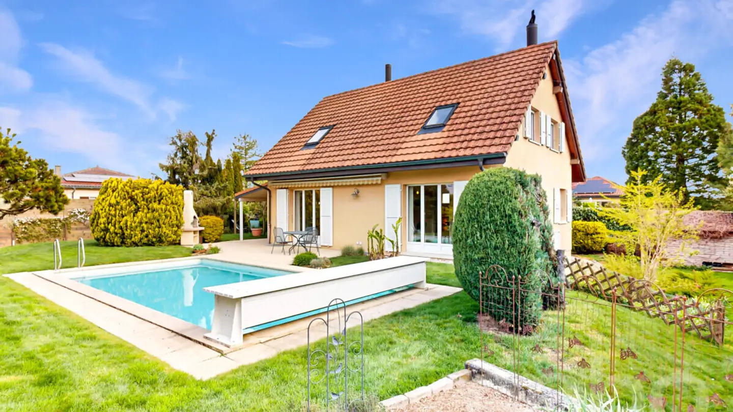 Single house for sale - 1036 Sullens