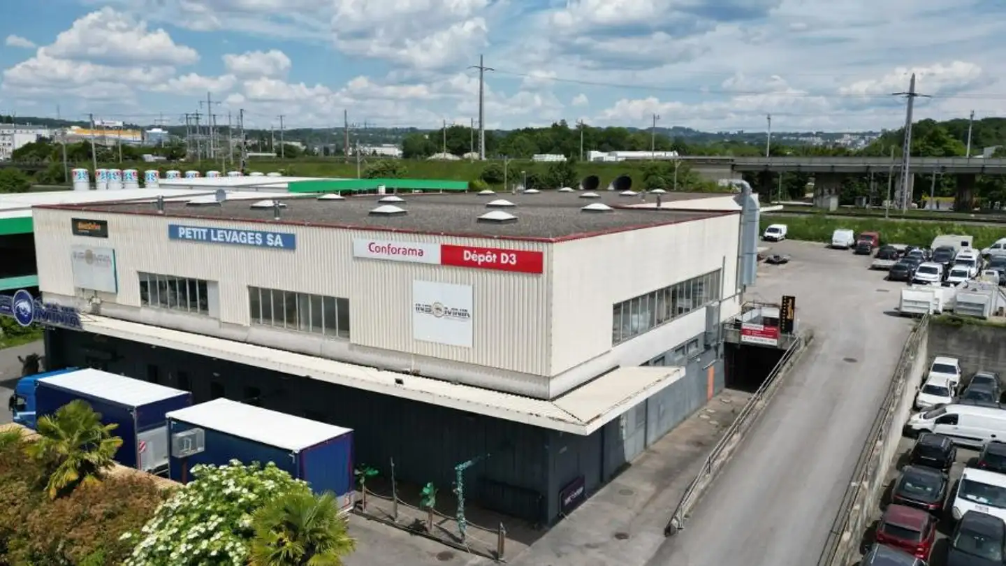 Gewerbe mieten - Route De Reculan 1, 1024 Ecublens VD