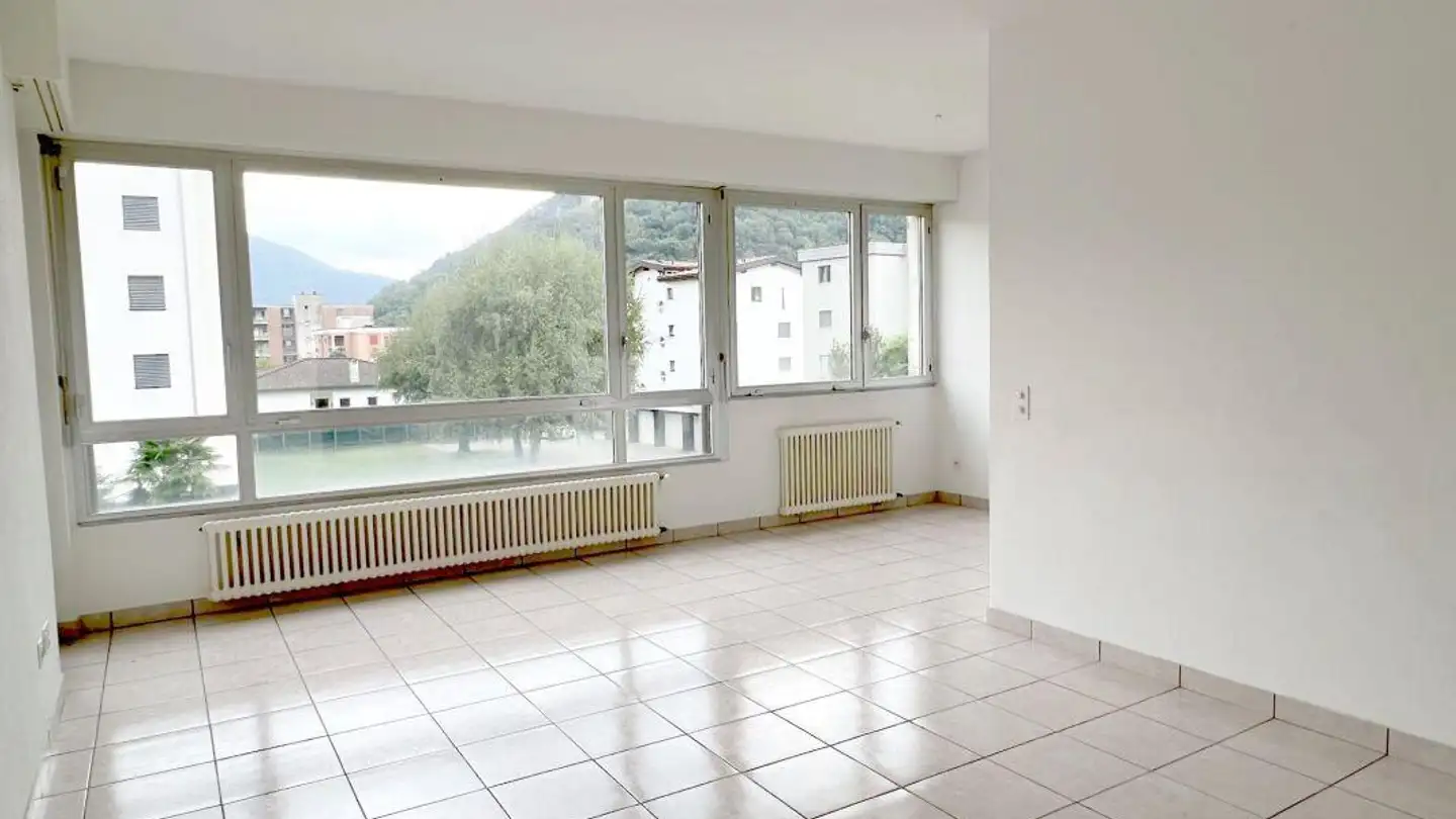 Apartment for rent - Via Stazione 51, 6987 Caslano - Photo 3