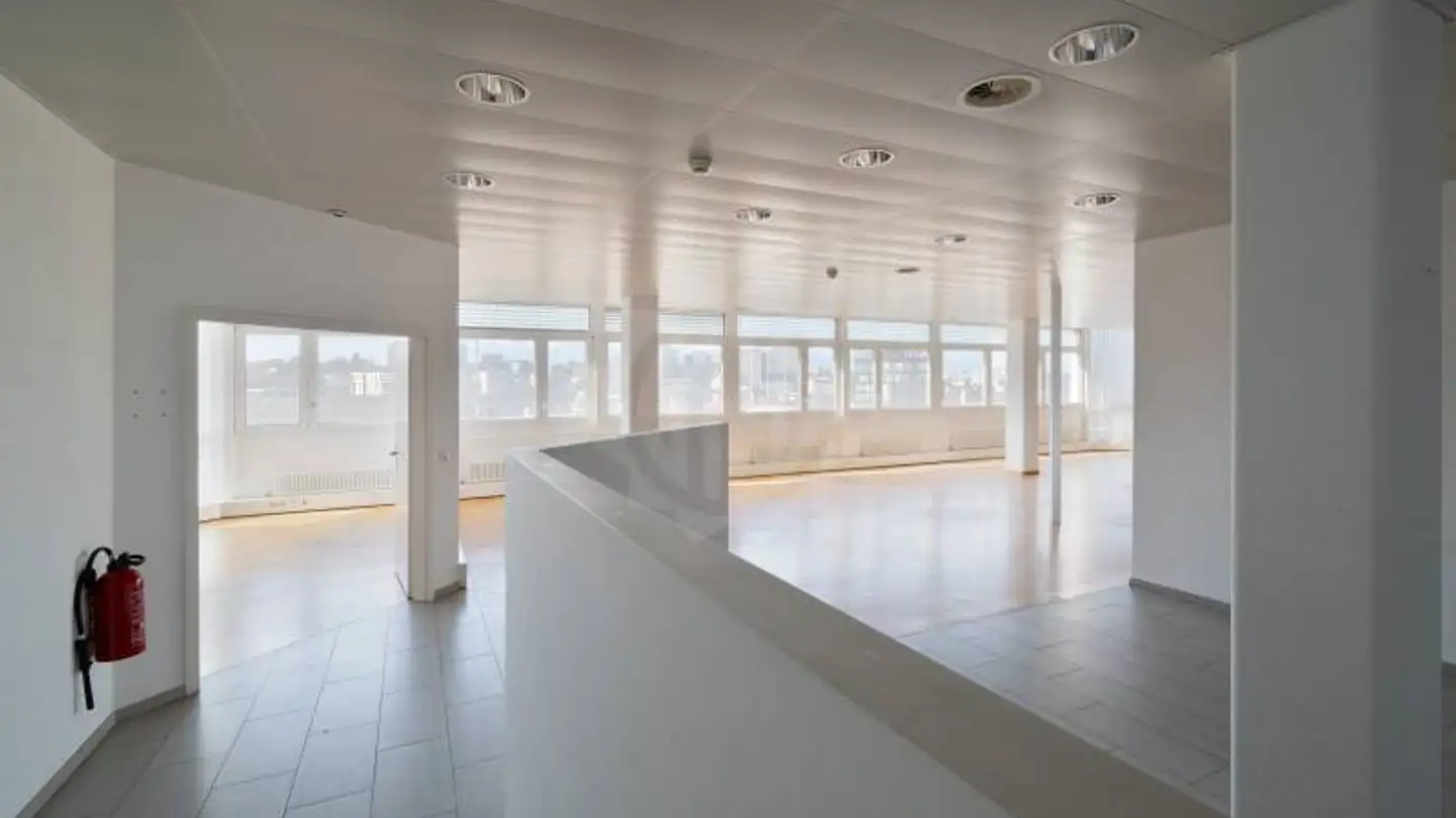 Immeuble industriel à louer - Route Du Grand-Lancy, 1212 Grand-Lancy - Photo 2