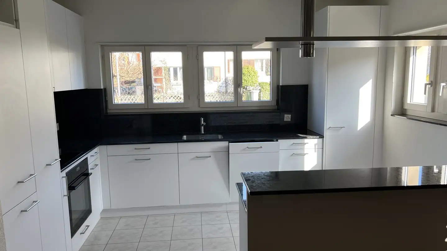 Wohnung mieten - Kirchweg 149, 8102 Oberengstringen