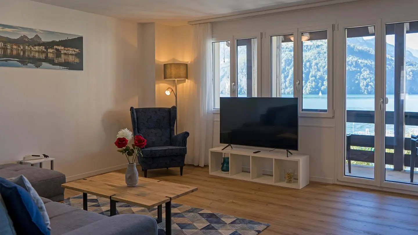 Furnished apartment for rent - Husbüelweg 4, 6440 Brunnen - Photo 2