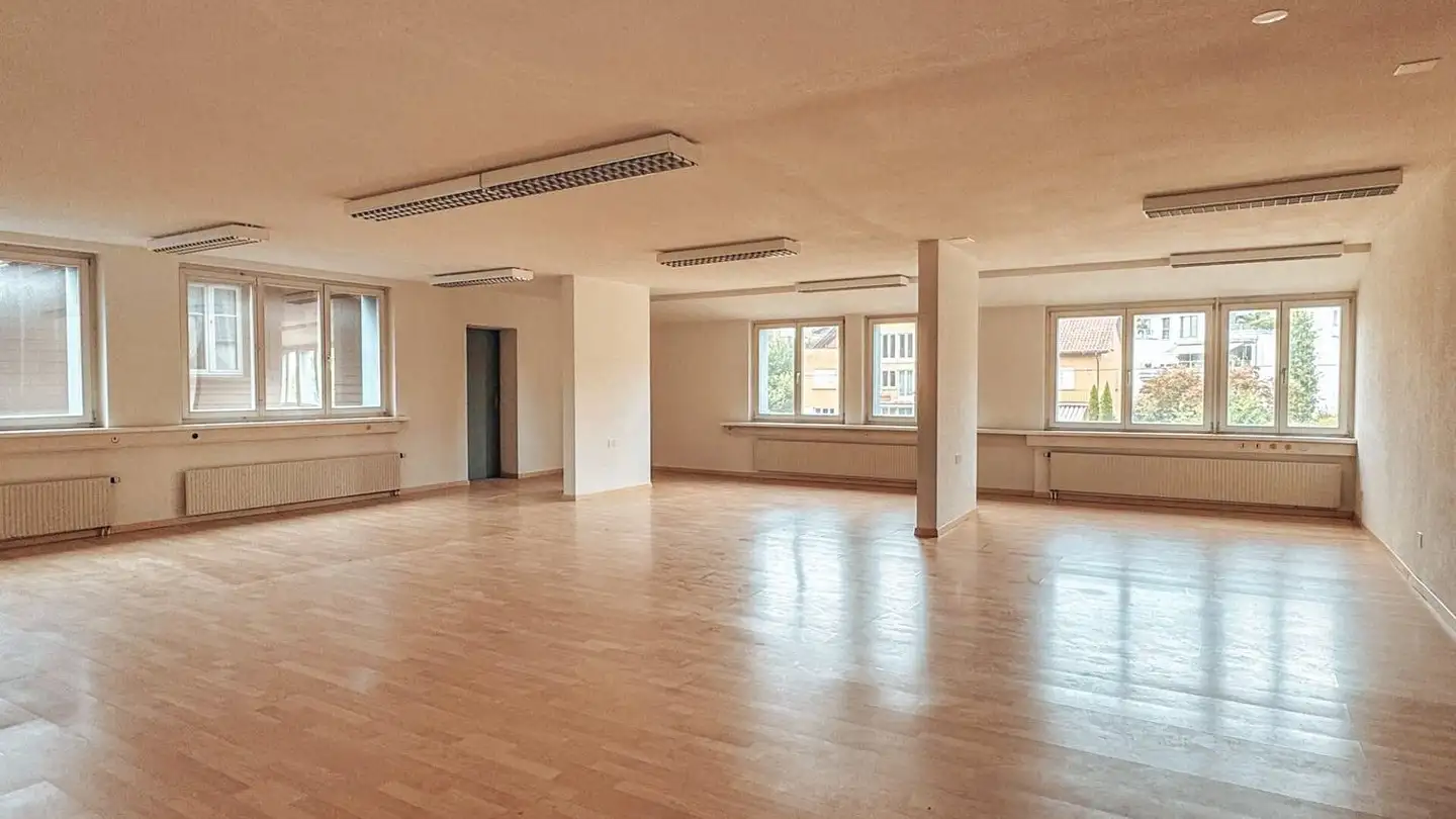 Commerciale in affitto - Freiestrasse 53, 8610 Uster - Foto 2