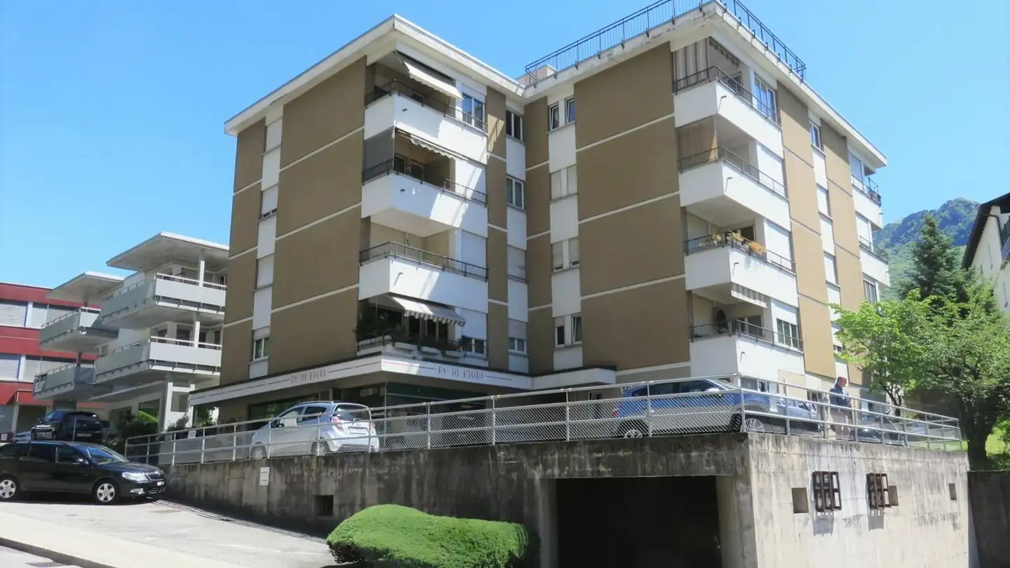 Spazio di archiviazione in affitto - Via Circonvallazione 8, 6952 Canobbio