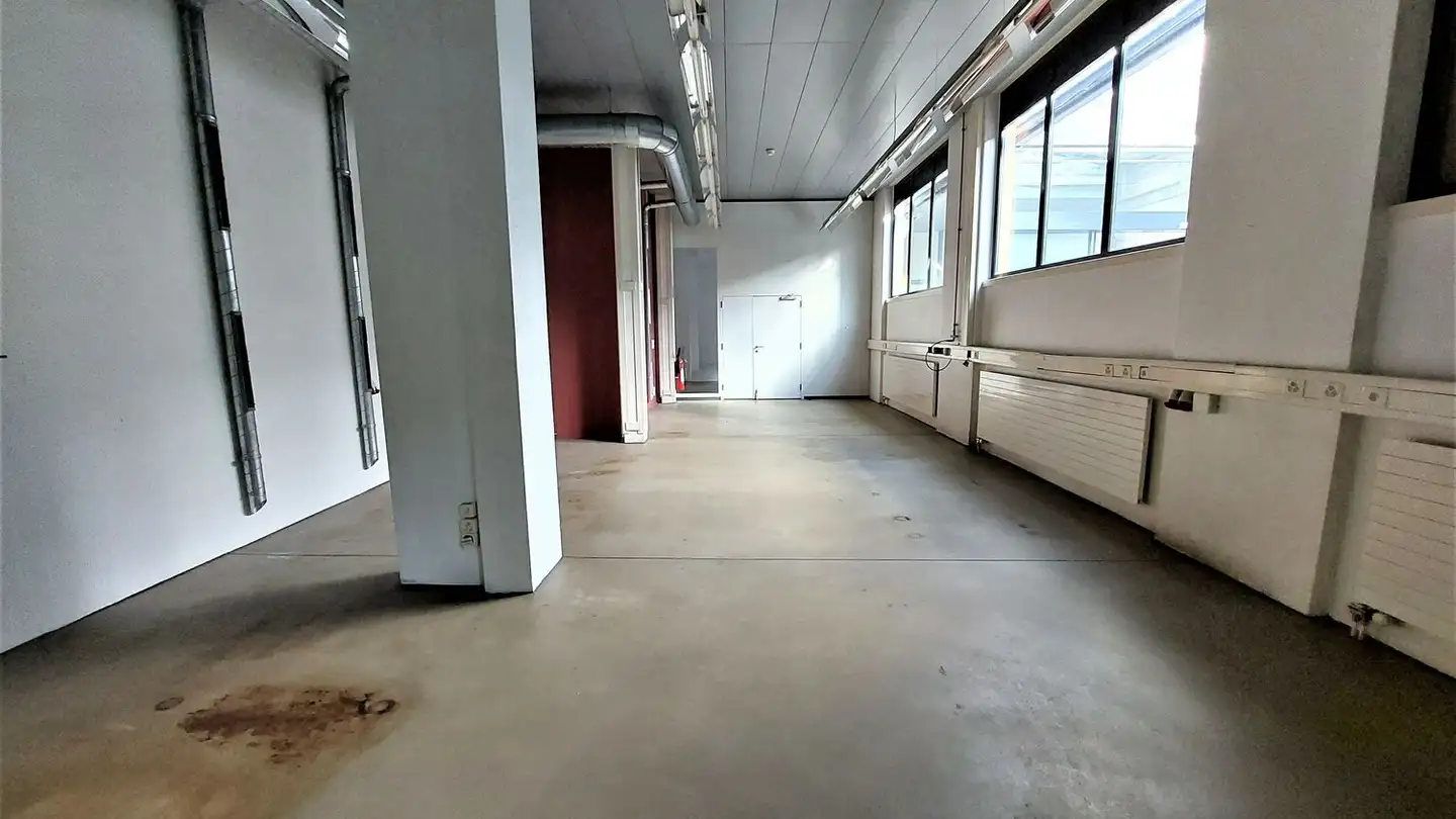 Mischgenutztes Gebäude mieten - Rue De La Gare 4, 2034 Peseux
