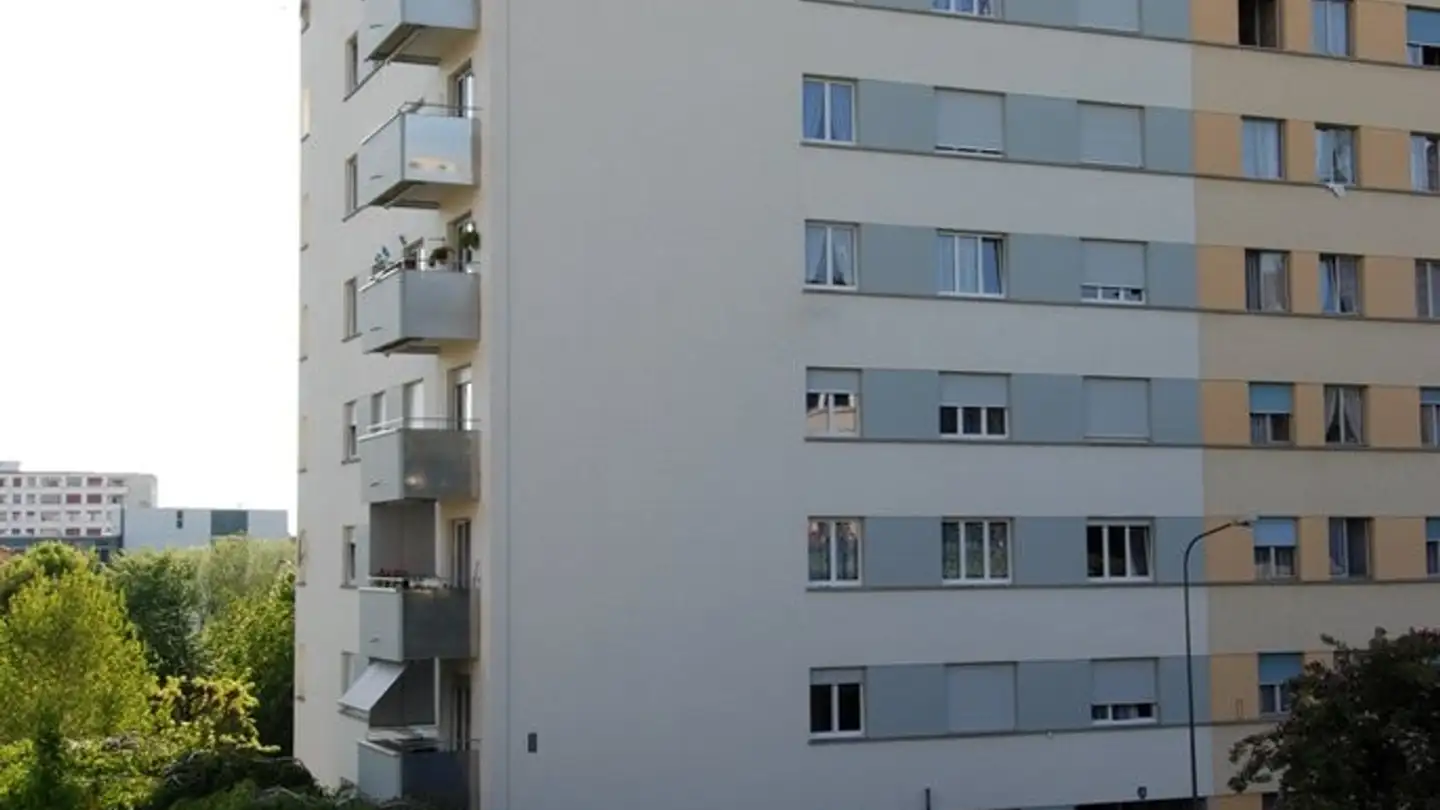 Parcheggio esterno in affitto - Avenue De La Rochelle 14, 1008 Prilly