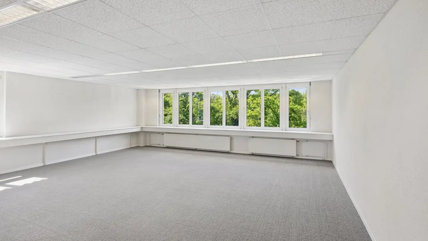 Office space for rent - Neuhofstrasse 10, 8630 Rüti ZH - Photo 2