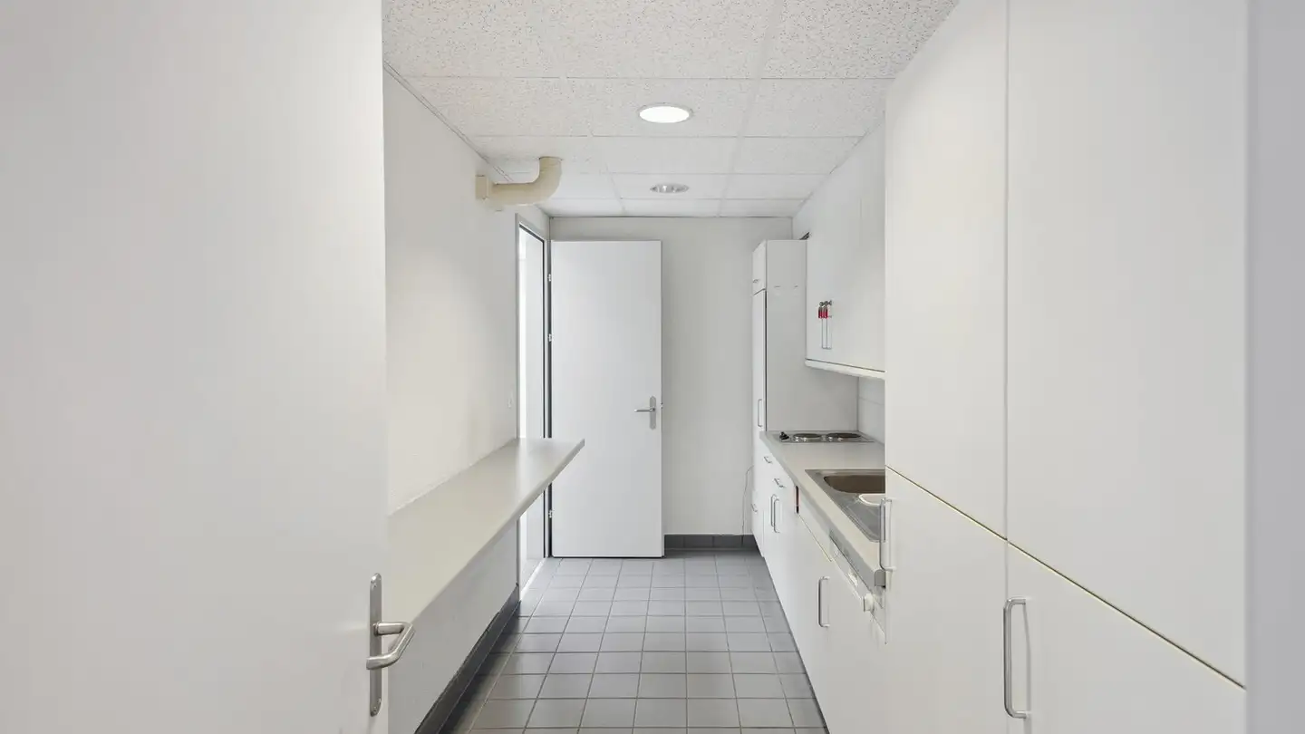 Office space for rent - Neuhofstrasse 10, 8630 Rüti ZH - Photo 4