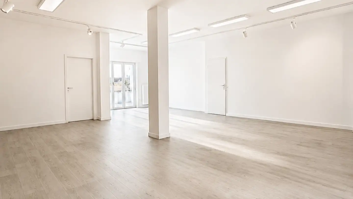 Shop for rent - Hauptstrasse 115, 4102 Binningen - Photo 2