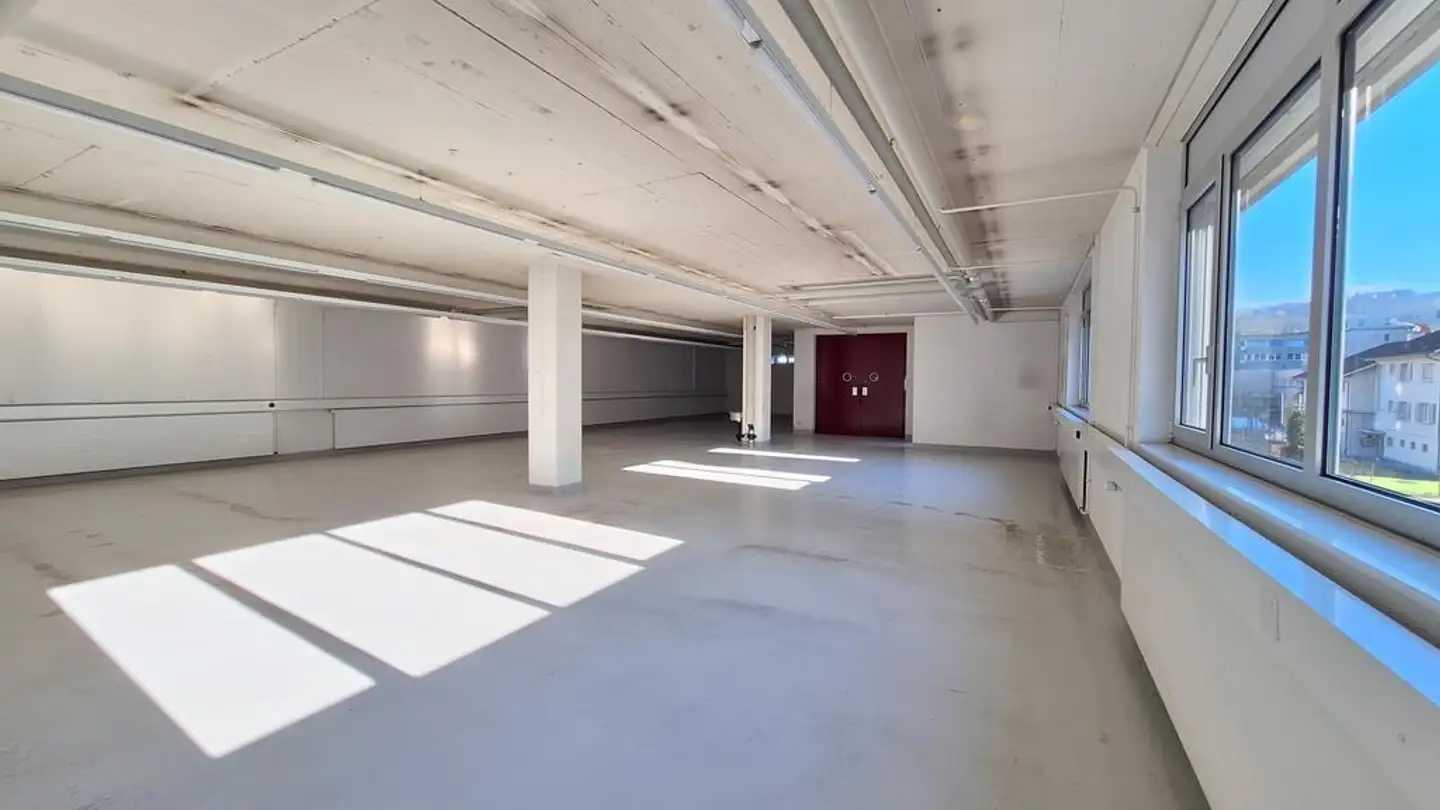 Commercial for rent - Oberallmendstrasse 20, 6300 Zug