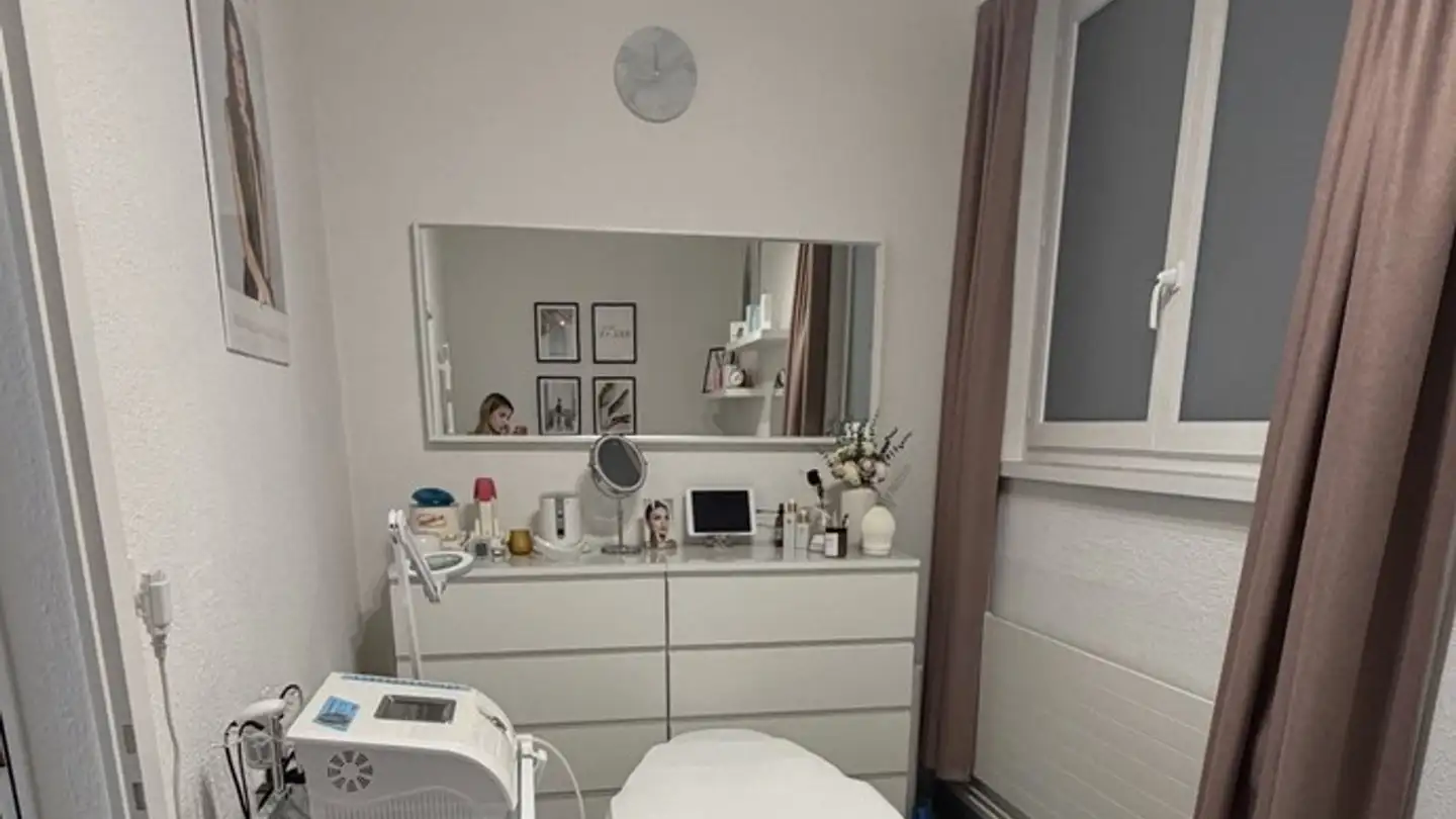 Commercial for rent - Rötelstrasse 73, 8037 Zürich