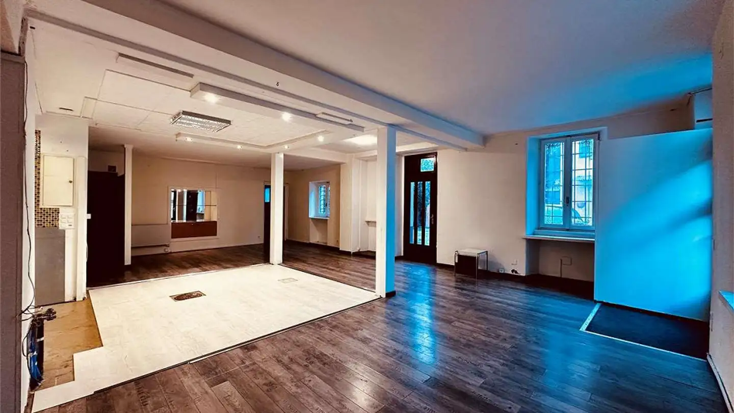 Spazio ufficio in affitto - Piazza Grande 11a, 6826 Riva San Vitale - Foto 2