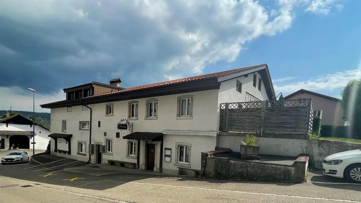 Edificio ad uso misto in vendita - 2345 Les Breuleux