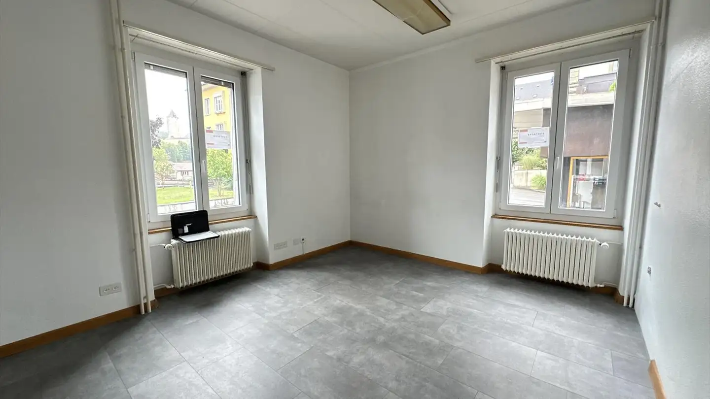 Bureau à louer - 2900 Porrentruy - Photo 4
