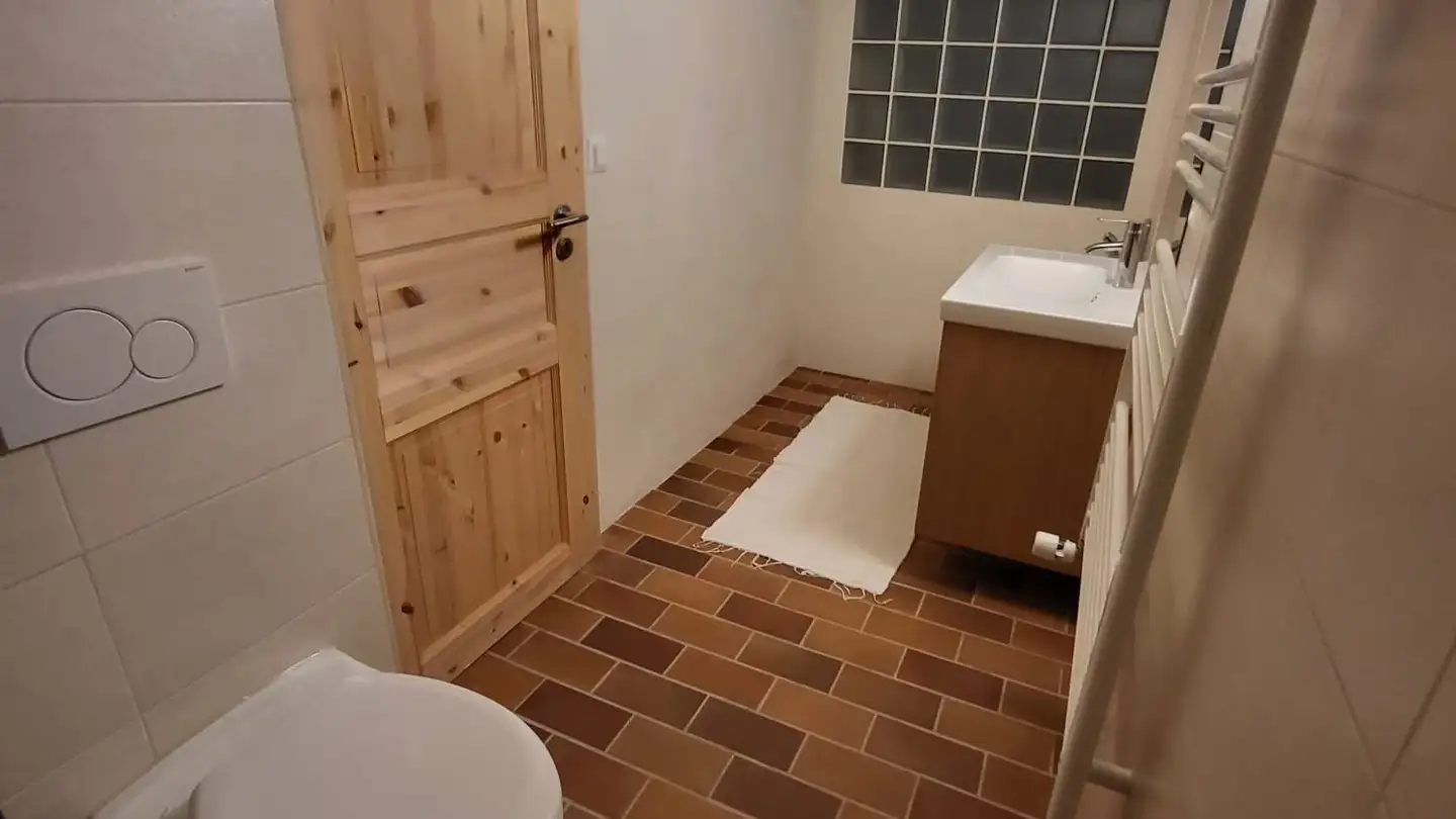 Appartamento in affitto - Route De Chaumont 4, 2067 Chaumont - Foto 4