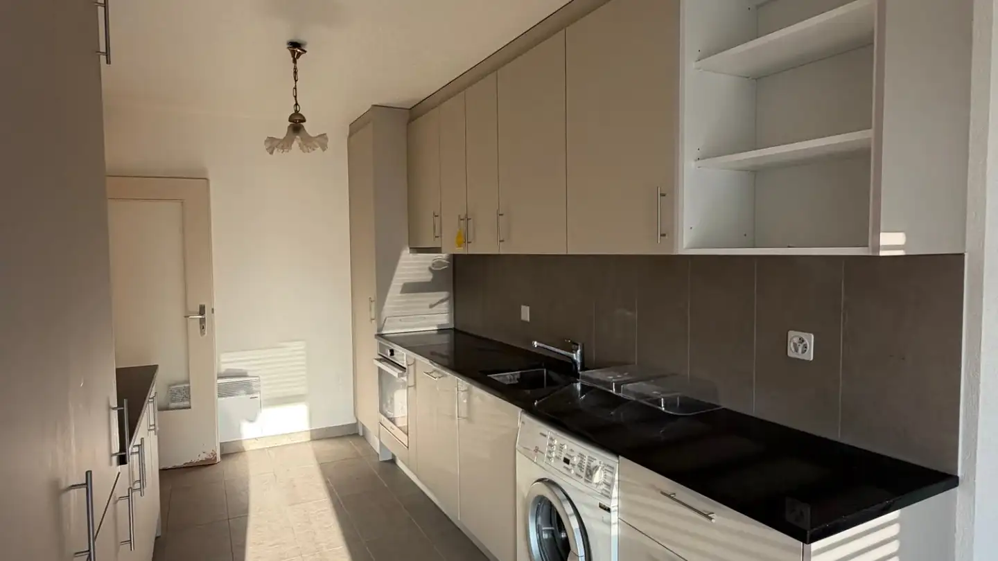 Attic flat for sale - Rue Pierre De Savoie 42, 1680 Romont FR - Photo 3