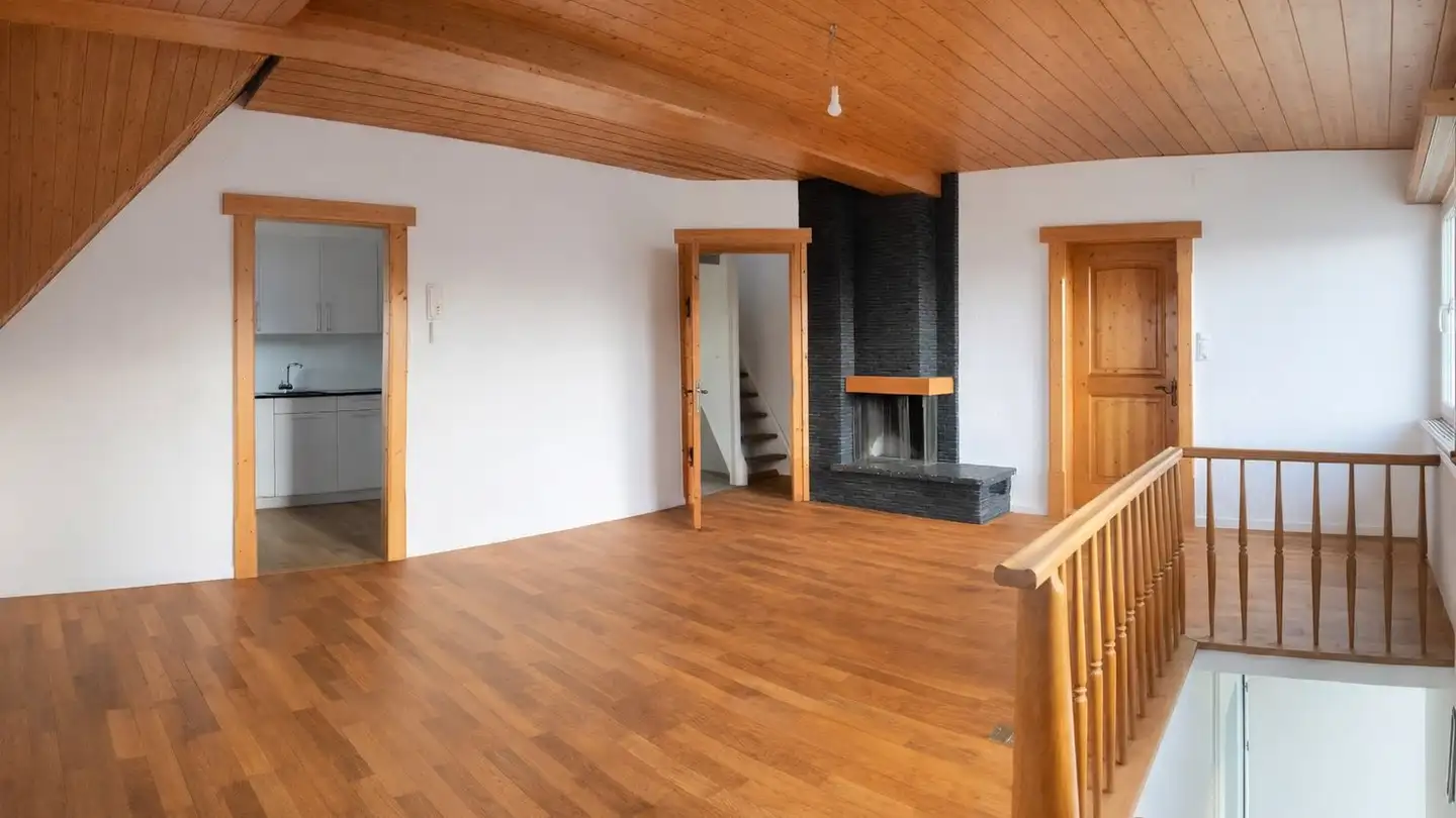 Dachgeschosswohnung mieten - Kirschgartenstrasse 3, 4132 Muttenz