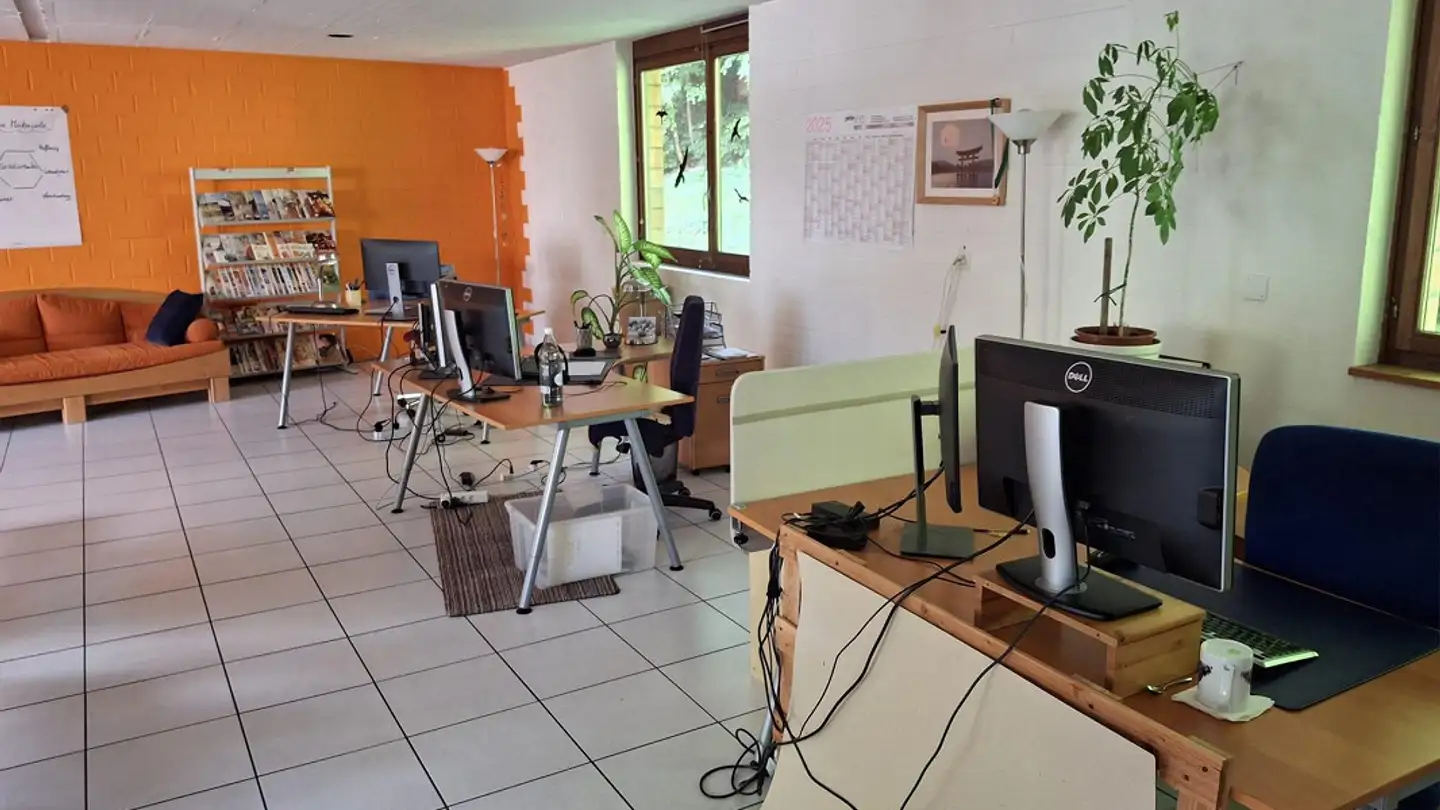 Immeuble industriel à louer - Gempenstrasse 42a, 4143 Dornach - Photo 2