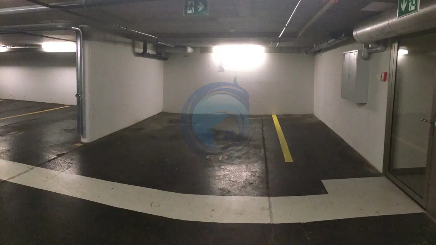 Überdachter Parkplatz mieten - Place Des Planches 22, 1820 Montreux - Foto 2