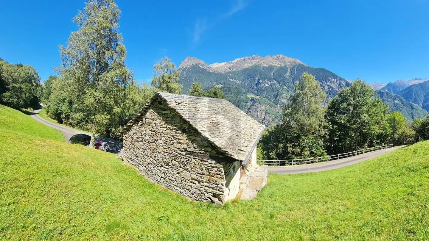 Maison troglodyte à vendre - Via Ludiano, 6721 Ludiano
