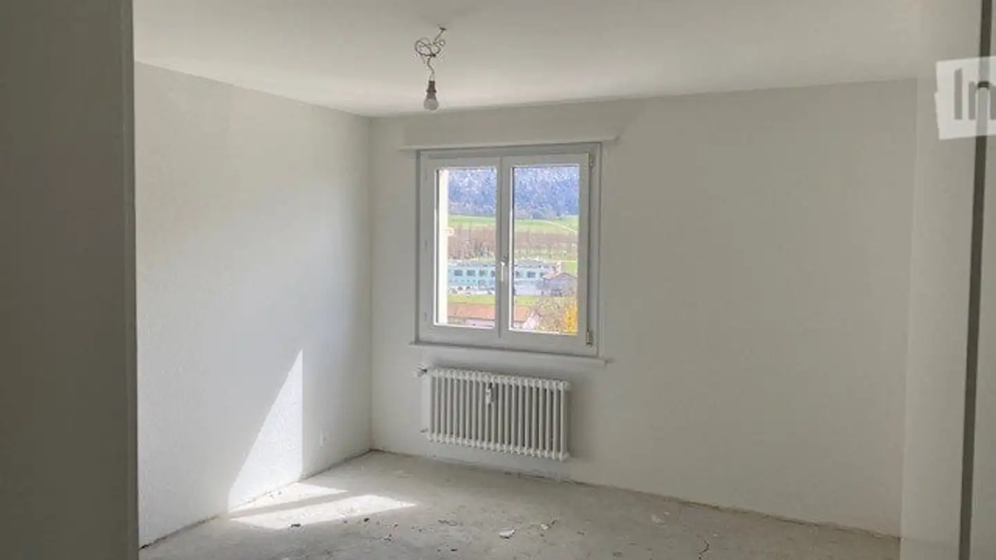 Wohnung mieten - Les Vuarens 5, 2056 Dombresson - Foto 2