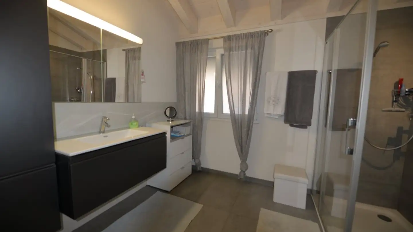 Appartement à louer - Route Des Colantzes, 1965 Savièse - Photo 4