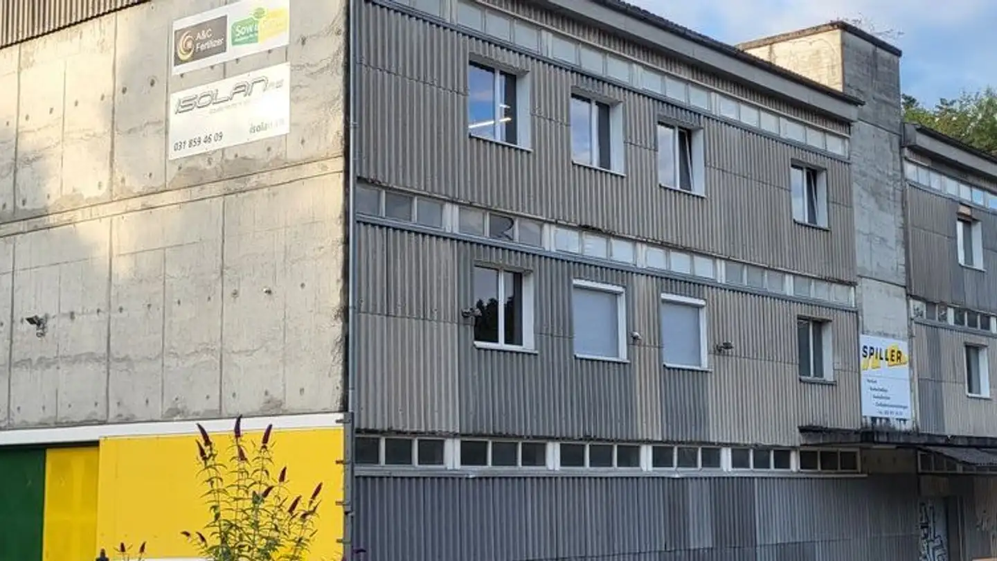 Espace de stockage à louer - Bürenstrasse 14a, 3053 Lätti