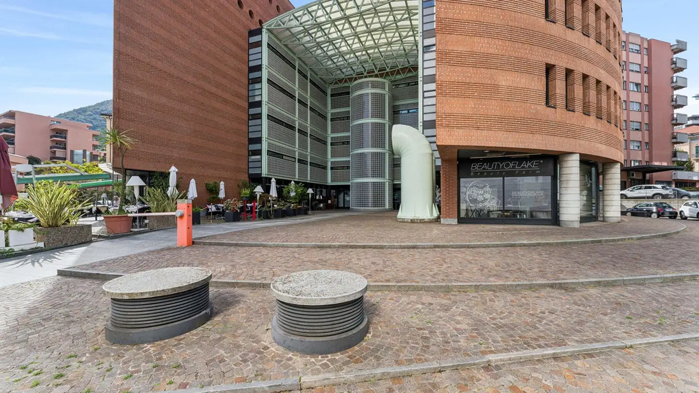Appartamento in affitto - Via Generale Guisan 6, 6900 Paradiso