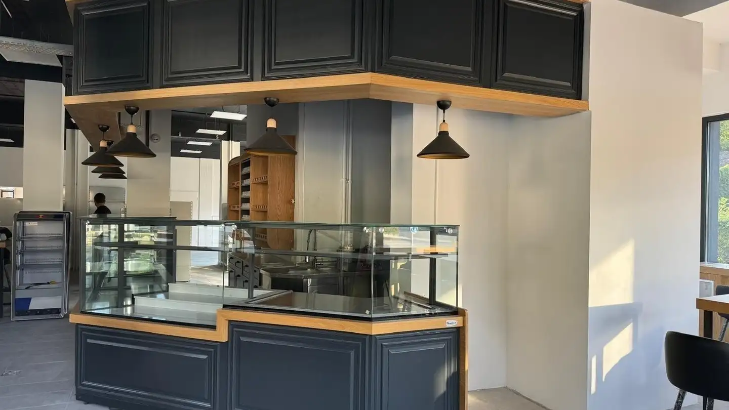 Shop for rent - Rue Industrielle 70, 2740 Moutier