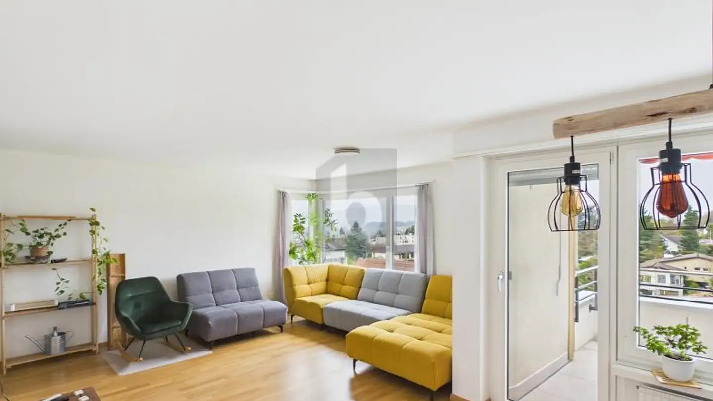 Appartement à louer - 8102 Oberengstringen