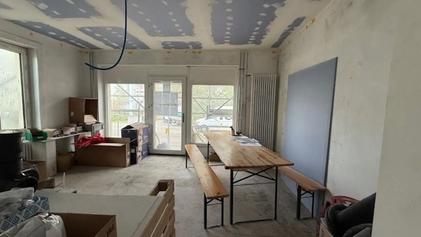 Shop for rent - Limmattalstrasse 151, 8049 Zürich
