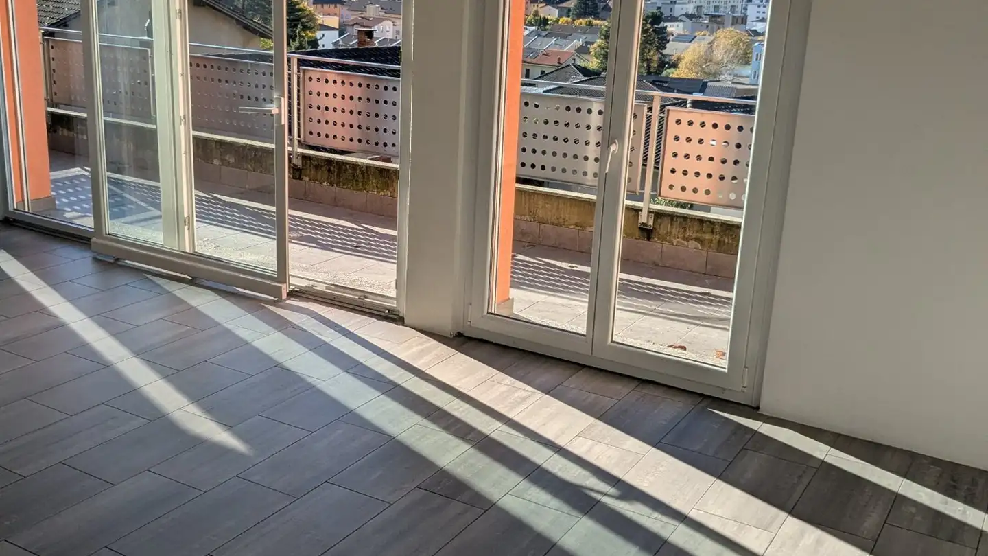 Appartement à louer - Via Monte Tabor 9a, 6512 Giubiasco