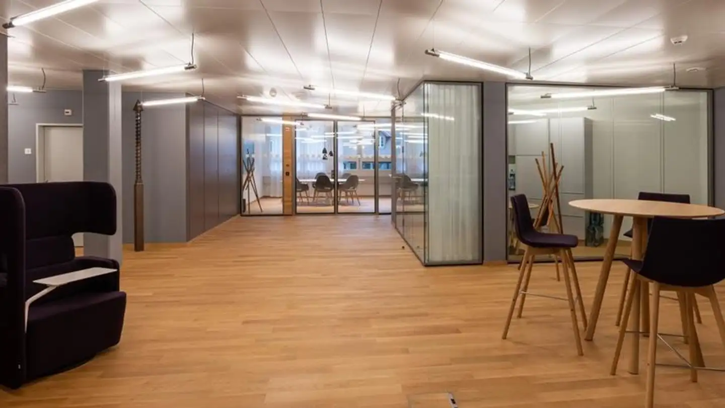 Office space for rent - Bahnhofstrasse 5, 4950 Huttwil