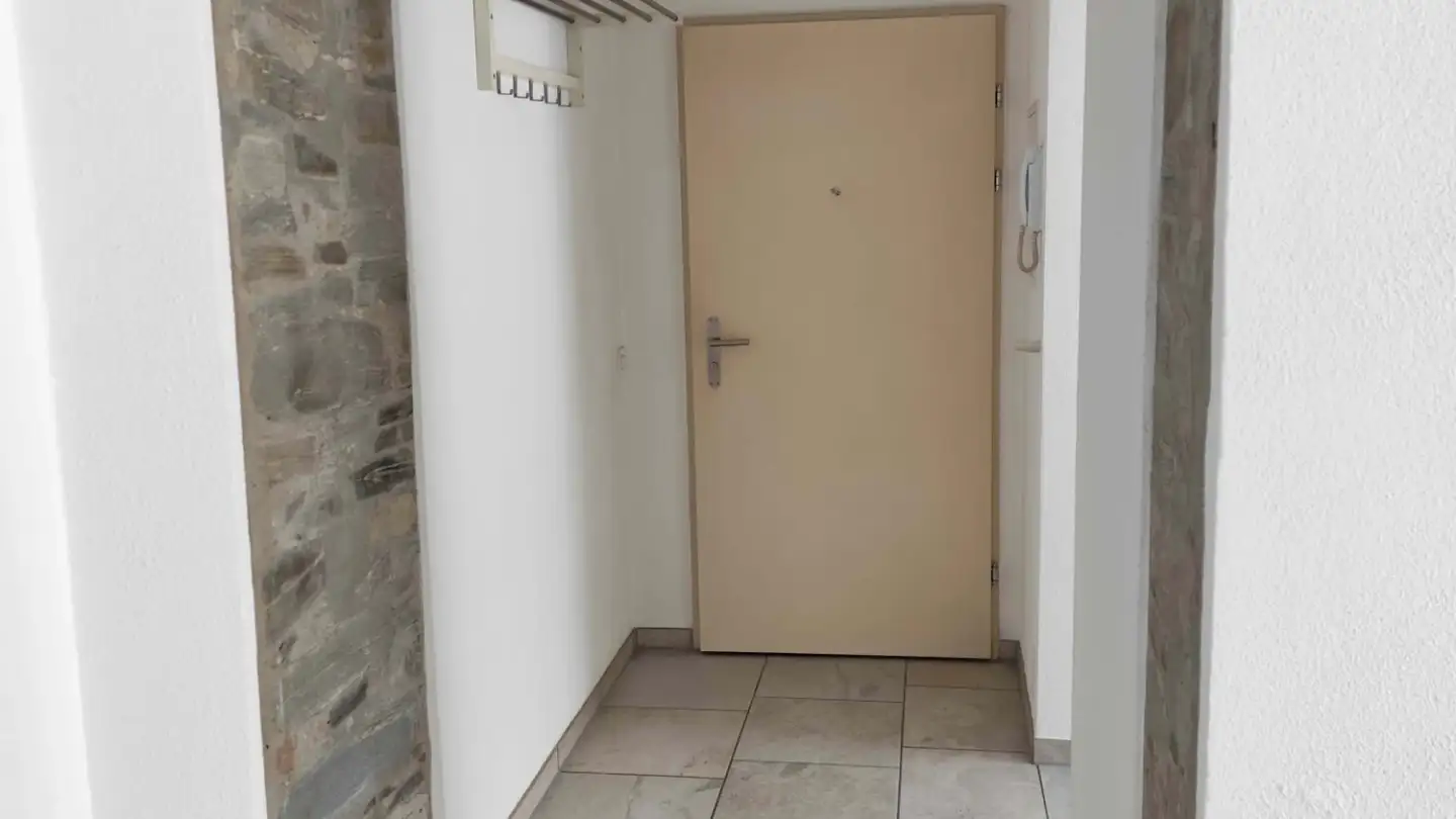 Appartamento in affitto - Via San Gottardo 17, 6600 Muralto - Foto 2