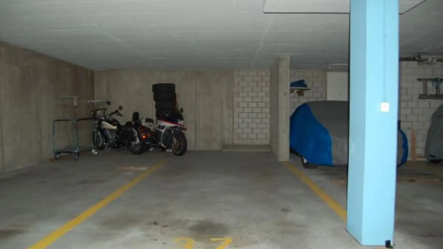 Parcheggio sotterraneo in affitto - Rietschenweg, 5507 Mellingen