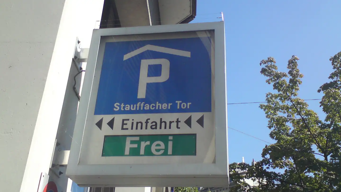 Parcheggio sotterraneo in affitto - Werdstrasse 8, 8004 Zürich