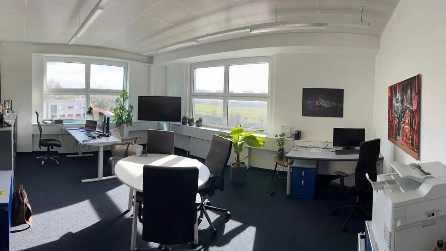 Bureau à louer - Neugutstrasse 4, 7208 Malans GR - Photo 2