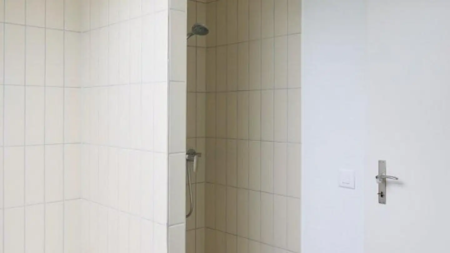 Dachgeschosswohnung mieten - Mattenstrasse 30, 5722 Gränichen - Foto 4