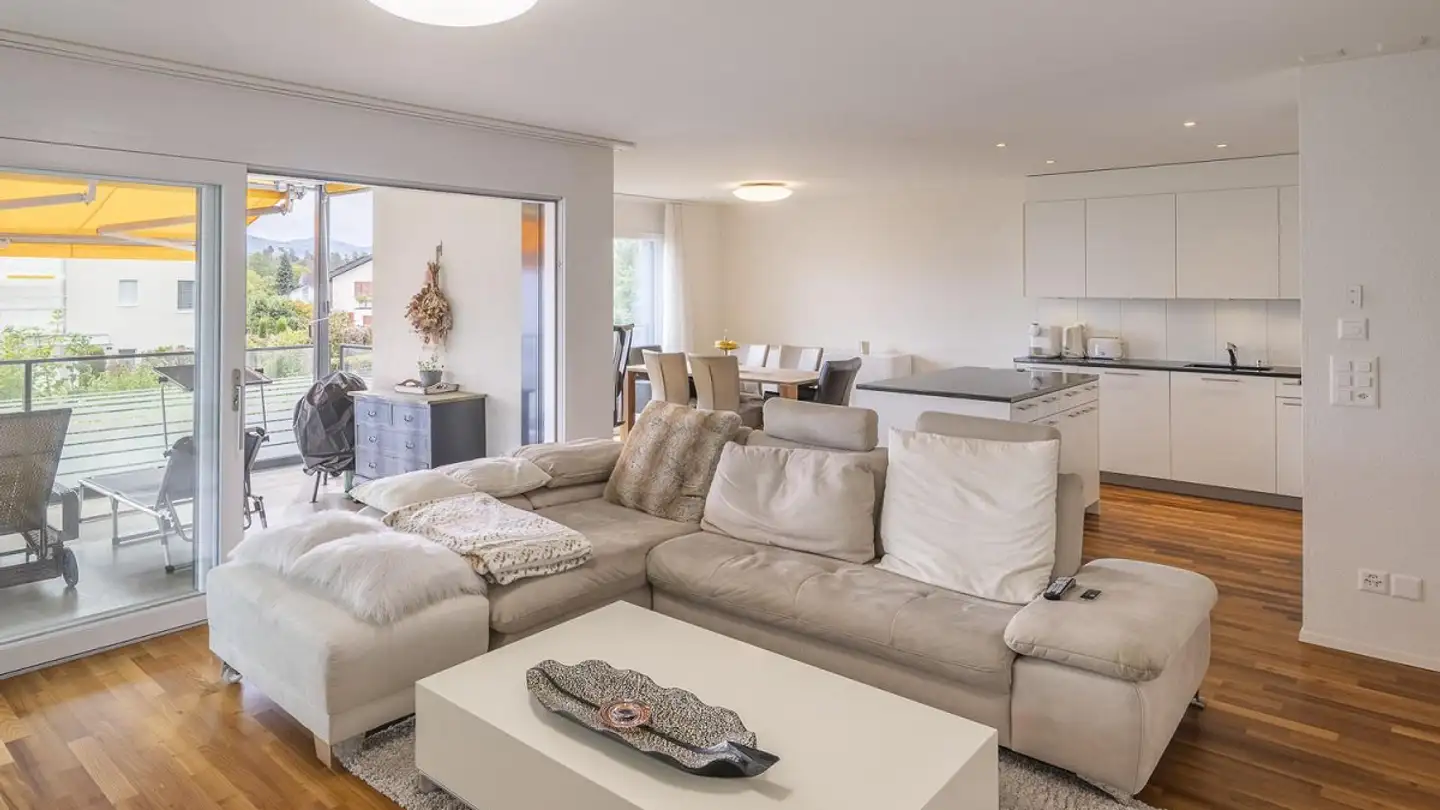 Appartamento in vendita - Sunnewisstrasse 6, 8634 Hombrechtikon