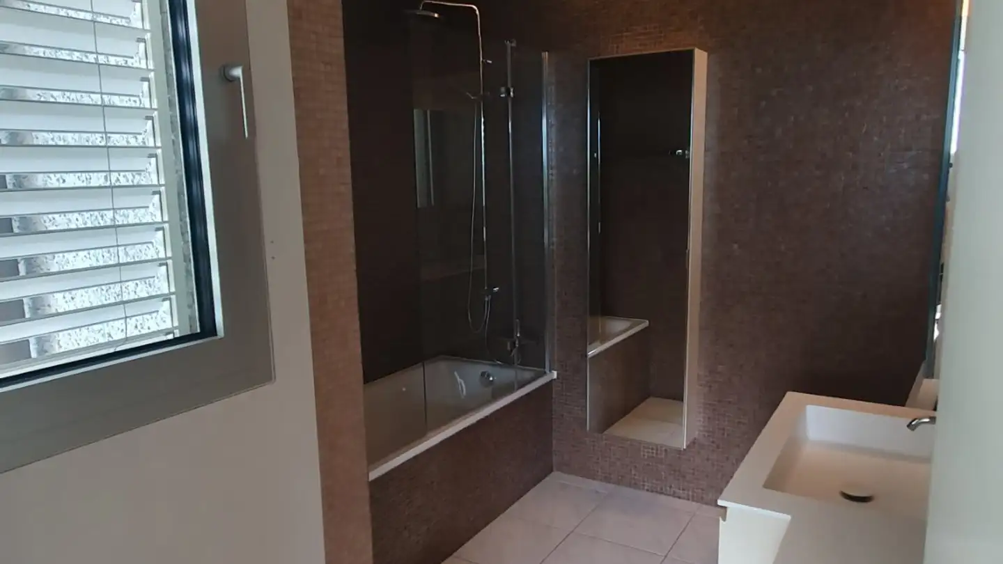 Single house for rent - Vicolo Motto Di Lena, 6648 Minusio - Photo 4