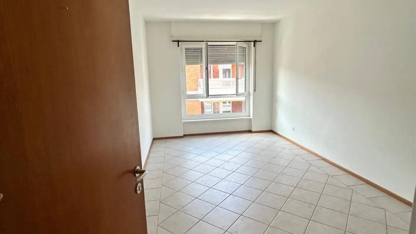 Single room for rent - Via Zurigo, 6900 Lugano - Photo 4