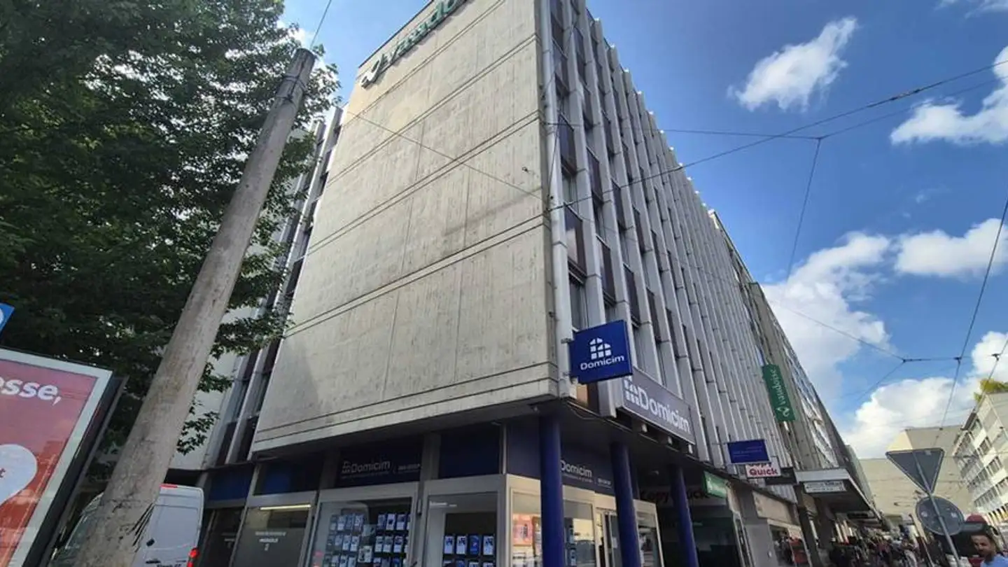 Mixed-use building for rent - Rue Saint-Pierre / St. Peter-Gasse 18a, 1700 Fribourg